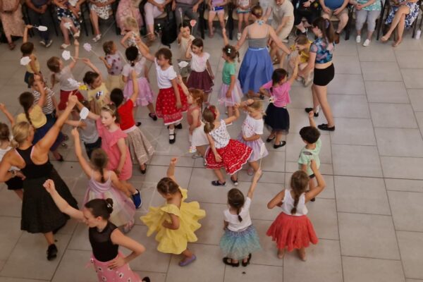 Messenger_creation_1B988952-1674-4F34-81BE-776975AECB3A